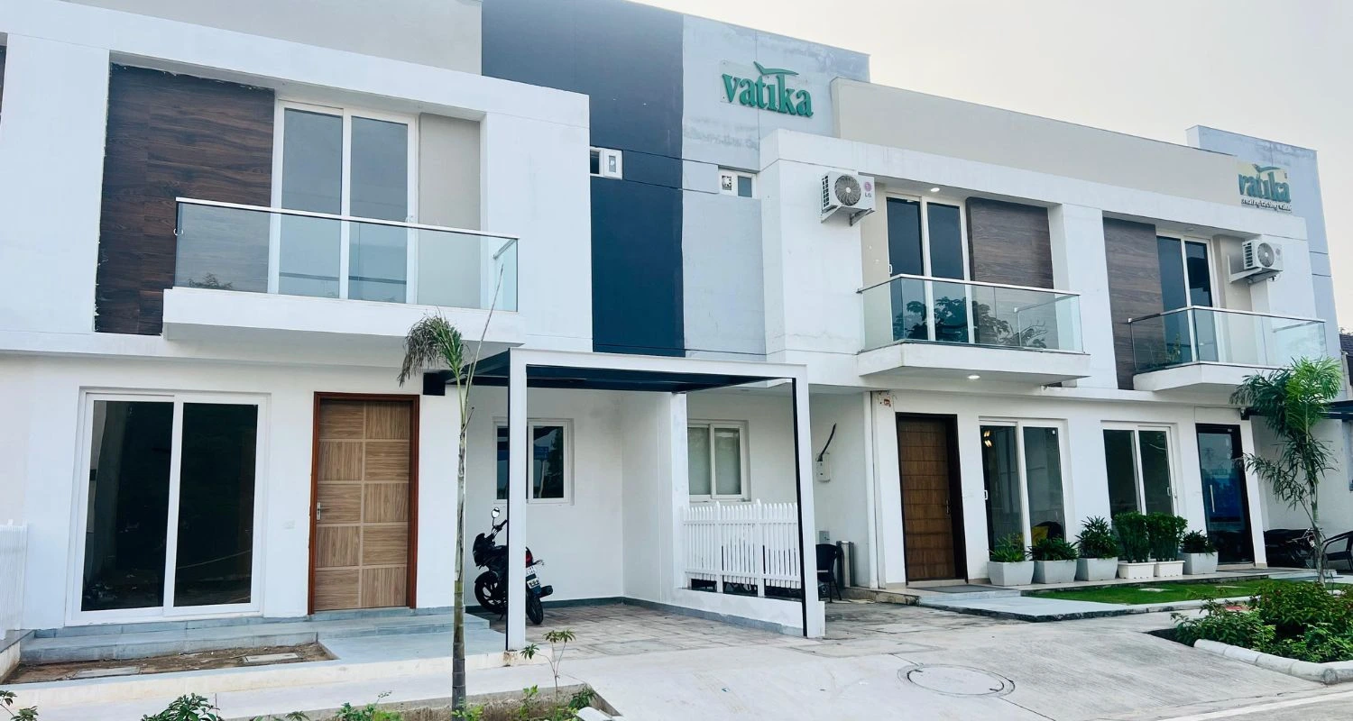 Vatika City Front Villa